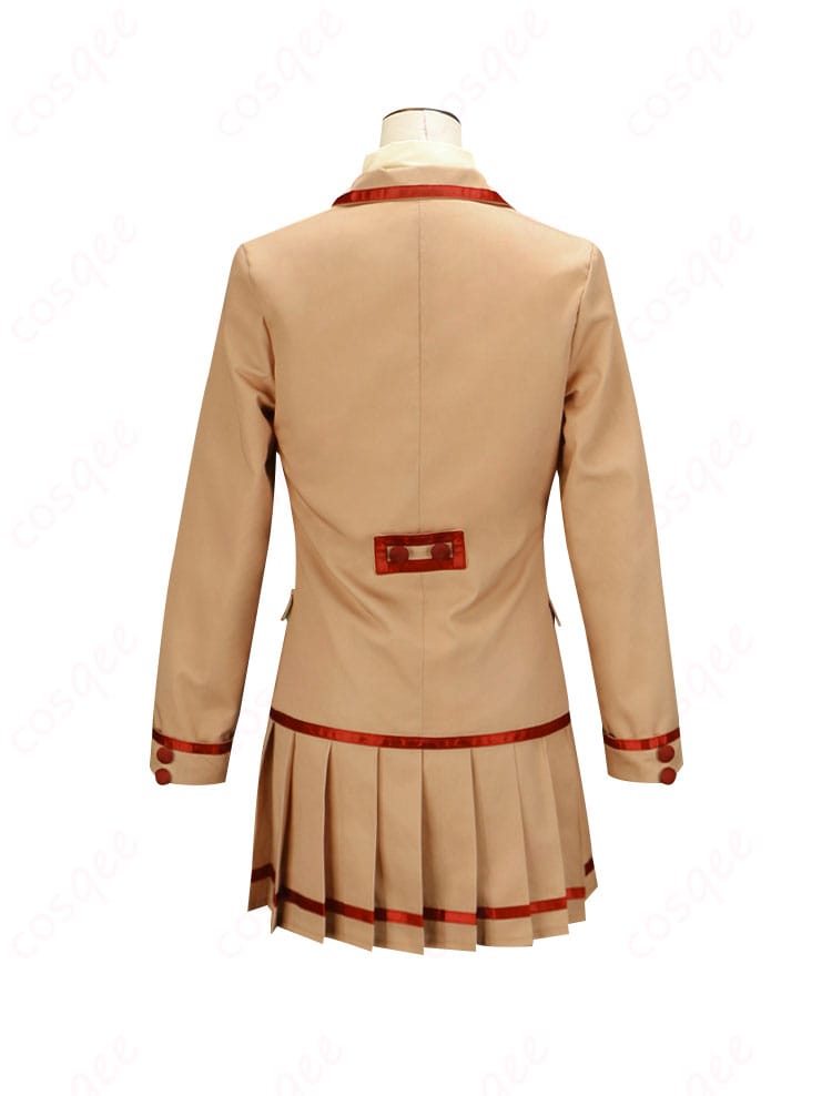 天野いちごコスプレ衣装(制服)の背面図。ディテールにこだわった美しい仕上がり。