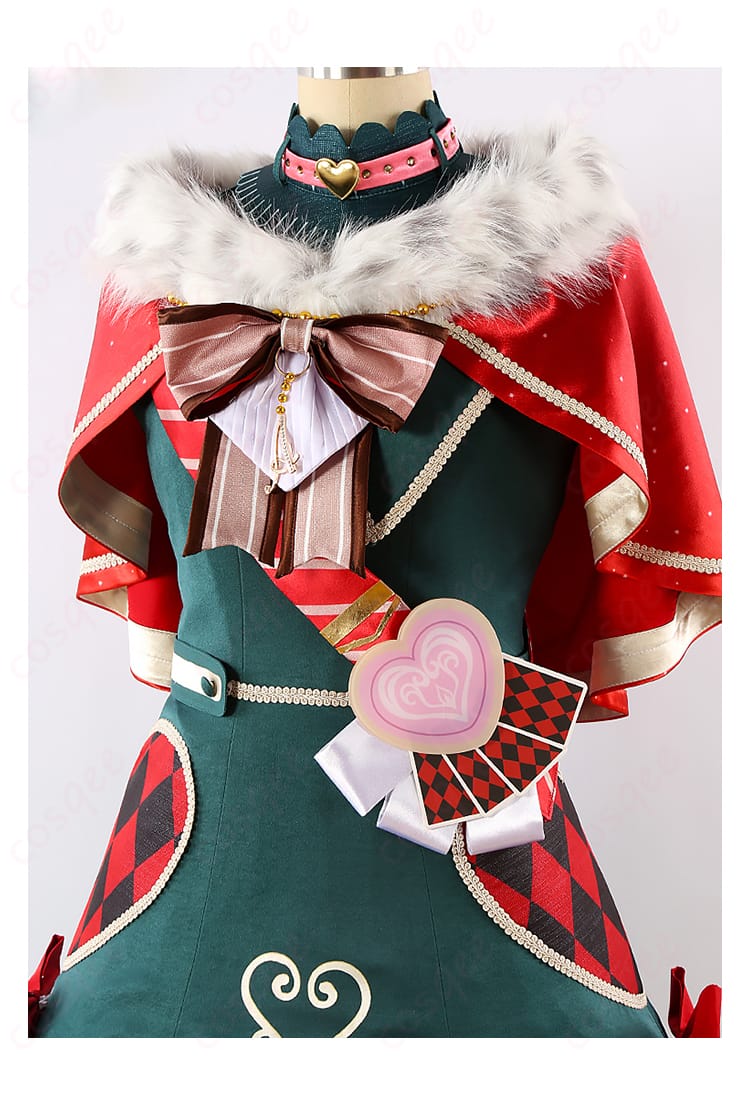 草薙寧々 コスプレ衣装の装飾詳細 - 王冠や蝶結びなど、特徴的な装飾をアップで確認。