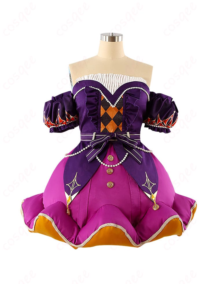 鳳えむ コスプレ衣装 スカートの正面装飾細部。華やかなリボンと刺繍が目を引きます。