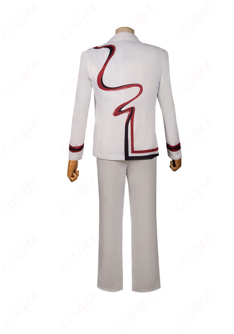 ホムラ(焰)のコスプレ衣装背面の写真。細かい装飾までしっかり再現。