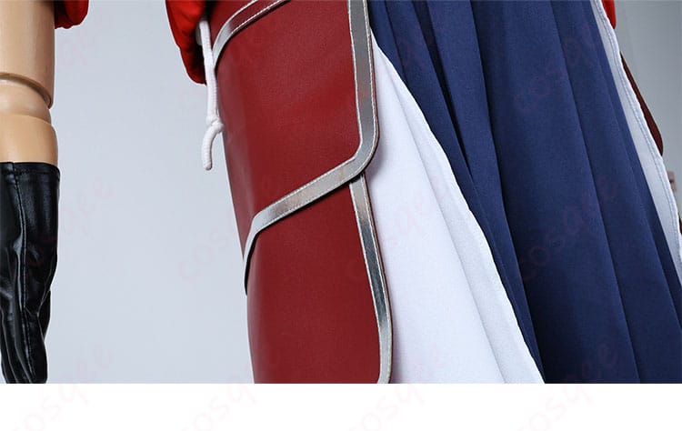 姫川大輝衣装の右側腿部の装飾詳細。細部までこだわり抜かれたデザイン。