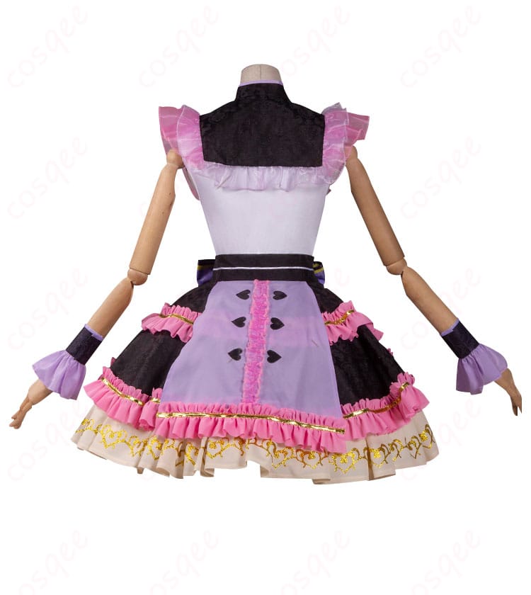 真中らぁら コスプレ衣装の背面デザイン。コスプレイベントや撮影に最適。