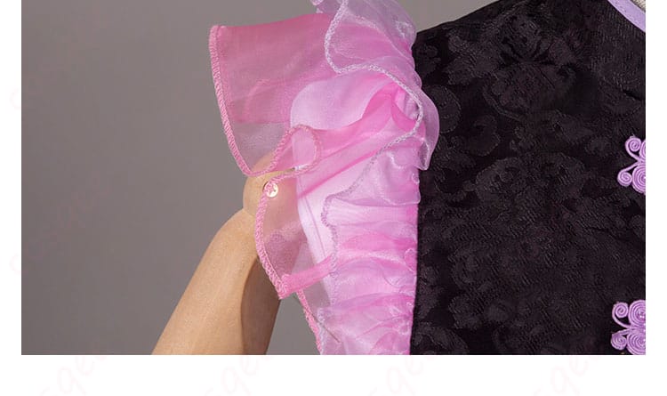 真中らぁら コスプレ衣装の肩袖部分の装飾。細部までこだわったデザイン。