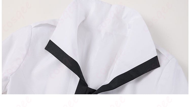 コスプレ衣装の襟部分のデザイン
