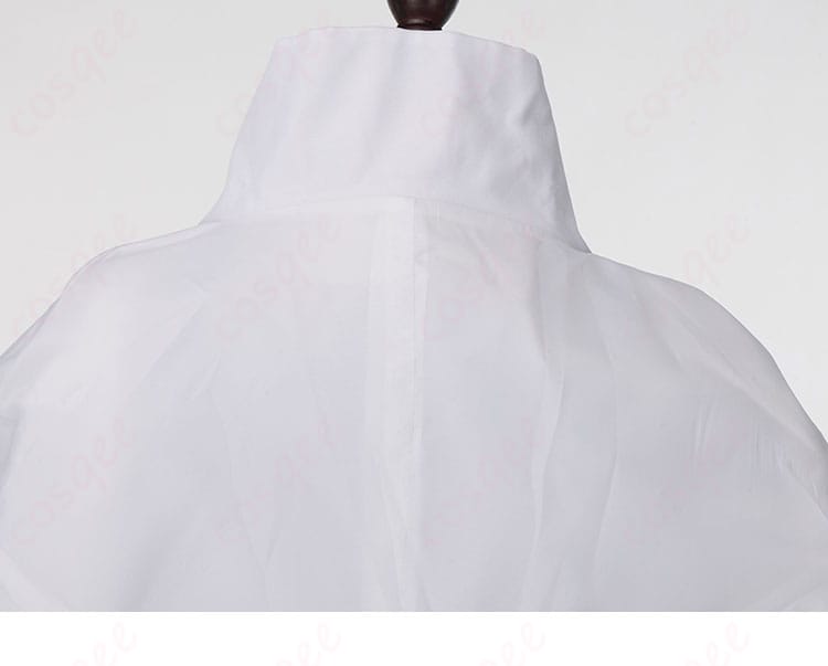 コスプレ衣装の外套背面装飾のディテール