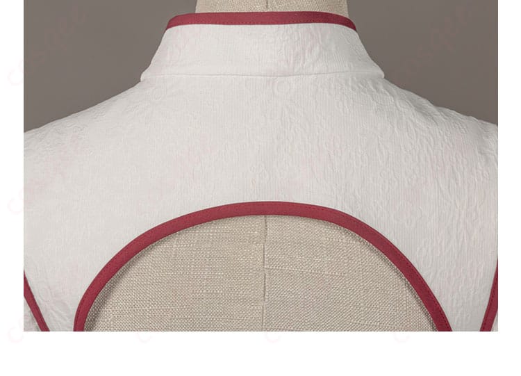 クルル・ツェペシ衣装の背面装飾の詳細。デザインの美しさを引き立てる細部。