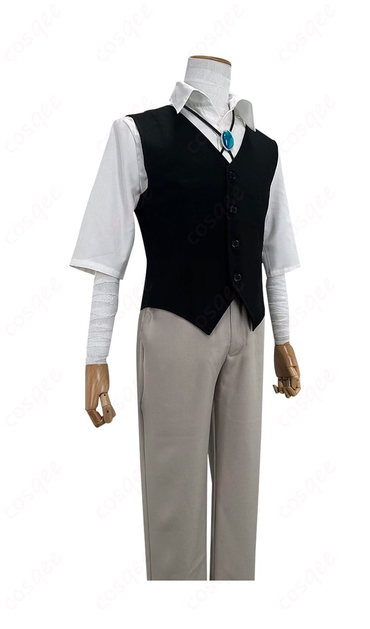 シャツとベストのディテール、コスプレ衣装の内側の作り