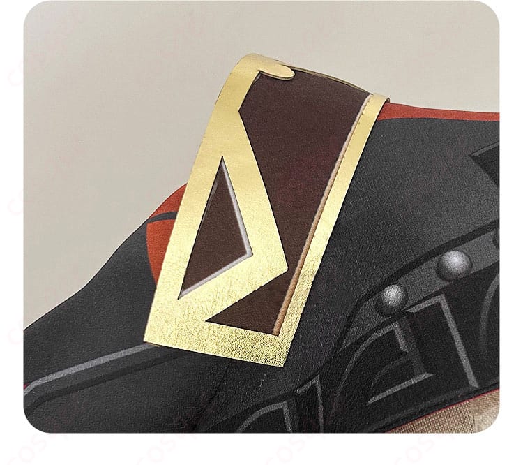 マーヴィカ 炎神 コスプレ衣装の肩部分装飾の詳細画像。炎神のイメージを反映したデザインです。