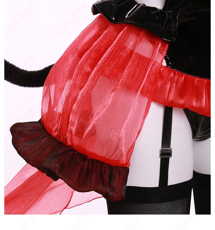 コスプレ衣装のスカート部分の装飾ディテール。美しいデザインが引き立ちます。