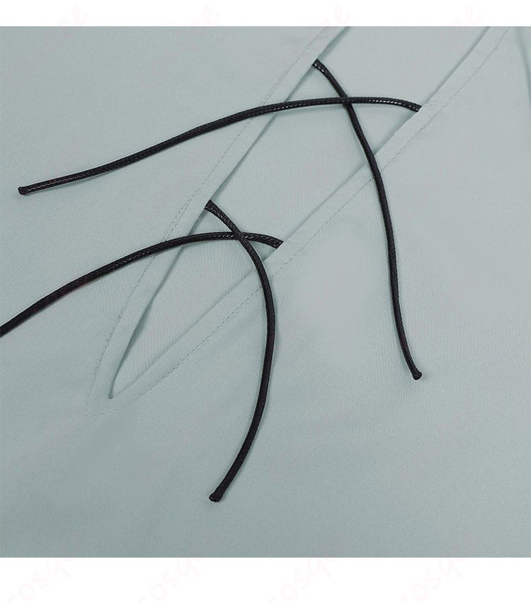 領口のリボン装飾のディテール、コスプレ衣装の特徴的なデザイン部分。おしゃれなアクセント。