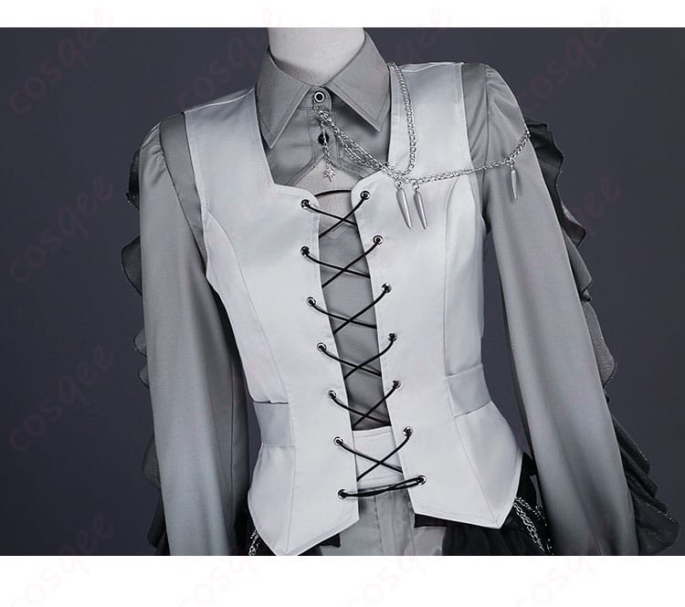 衣襟装飾の細部 - 衣装の襟部分のデザイン。細やかな刺繍や装飾が魅力的。