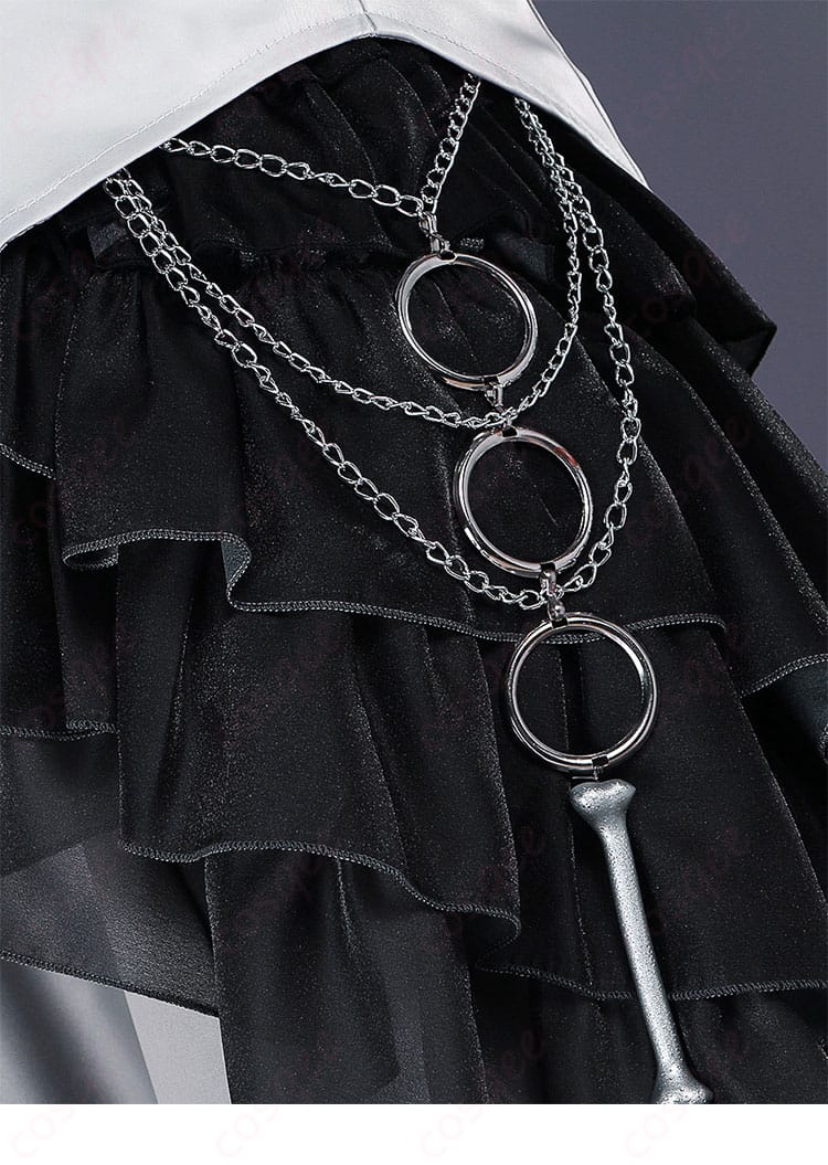 腰部の装飾の細部 - 腰周りの装飾のディテール。キャラクターにぴったりなデザイン。