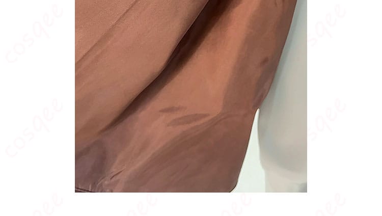 江戸川乱歩 コスプレ衣装の肩袖装飾細部。こだわりの刺繍とデザイン。