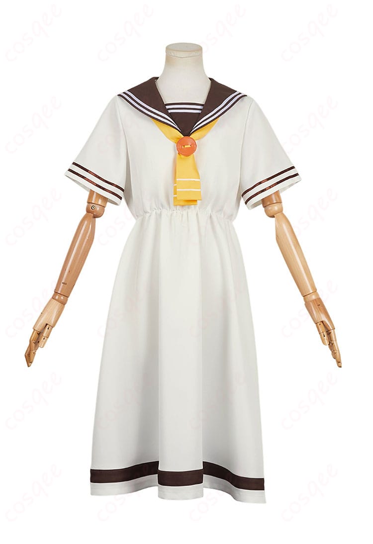 温水佳樹のコスプレ衣装の正面の詳細。ワンピース、スカーフ、靴下セットが一目でわかる。