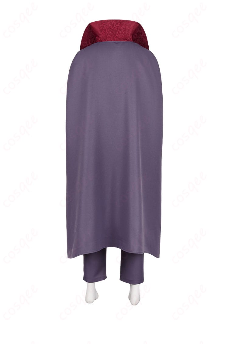 ダンジョン飯 ミスルン 吸血鬼 コスプレ衣装の背面画像。後ろから見た衣装の完成度が高い。