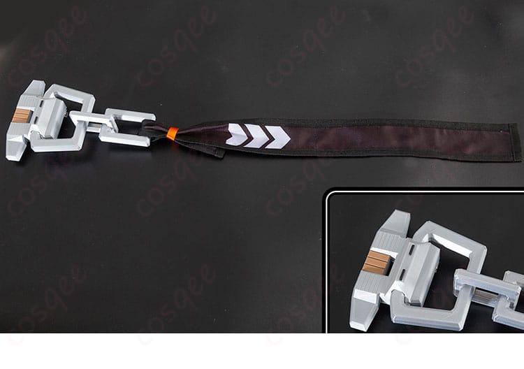 ゼンレスゾーンゼロ セス・ローウェル コスプレ衣装の背部アクセサリーの詳細。背中部分のディテールにこだわりが感じられる。