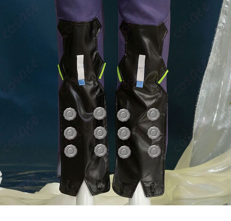 ゼンレスゾーンゼロ セス・ローウェル コスプレ衣装のパンツ脚部装飾。デザインにこだわりを感じる部分です。