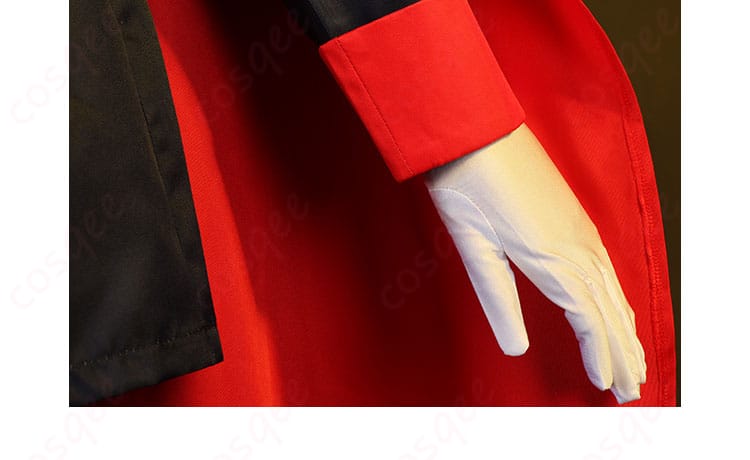 山城恋 コスプレ衣装の袖部分の装飾細部。衣装の華やかさを引き立てるデザインです。