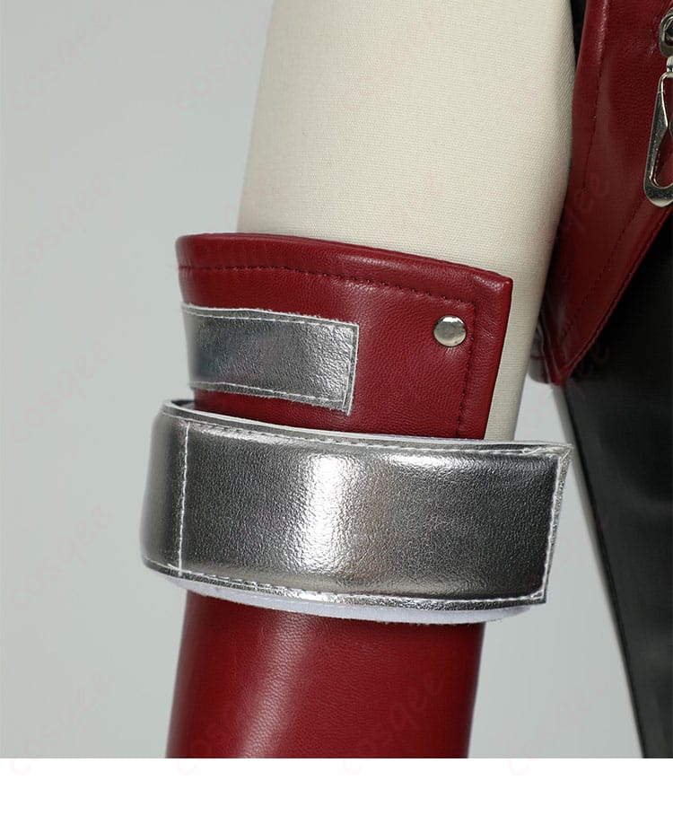 エアリス・ゲインズブール コスプレ衣装の袖装飾、細かい仕上げが美しい。