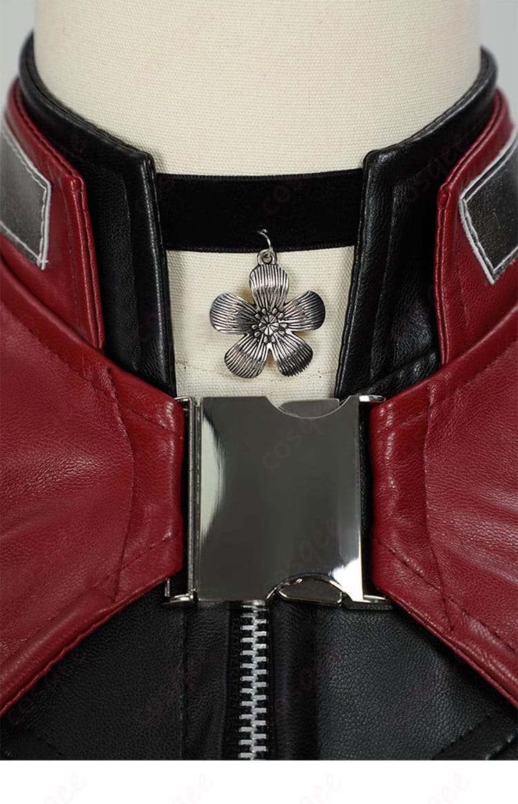 エアリス・ゲインズブール コスプレ衣装の領口装飾、ゲームキャラクターの特徴的なディテール。