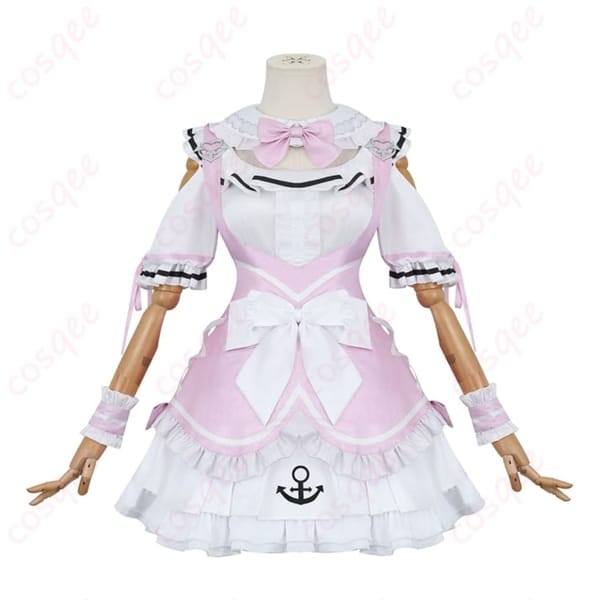ホロライブの湊あくあを甘く再現するピンクメイド衣装｜かわいさ際立つ映えコーデ