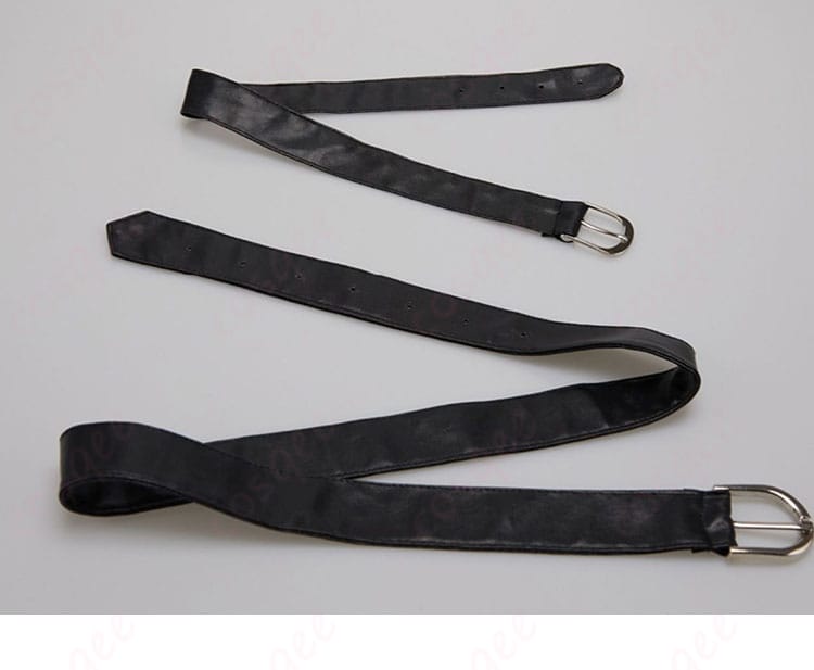 帽子装飾の詳細(白銀ノエル コスプレ衣装)