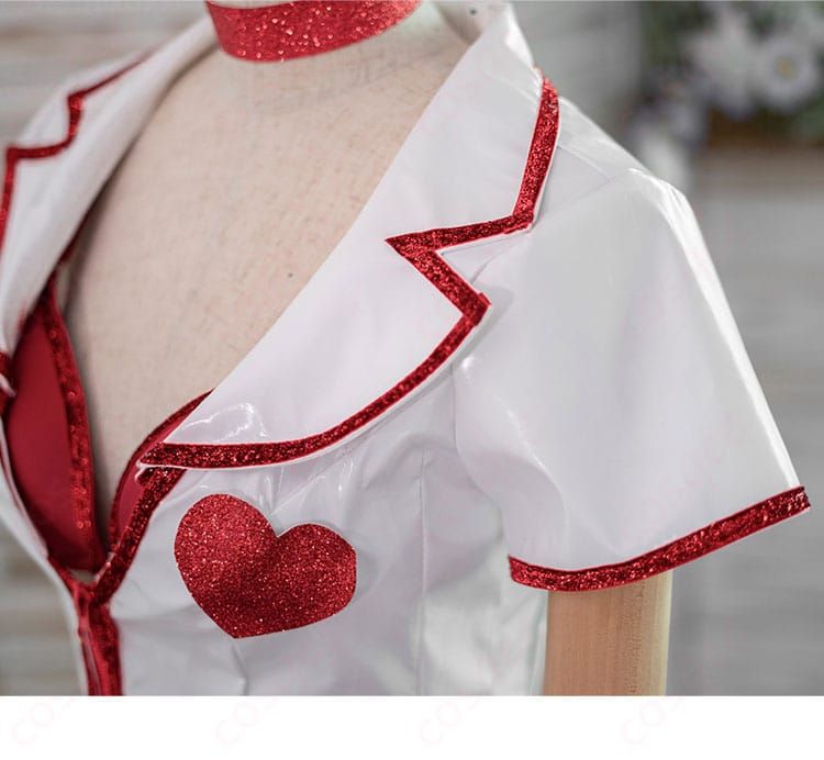 衣装の衣領装飾細部。ナースのキャラクターにぴったりなデザインが魅力的で、細部までしっかりと作り込まれています。