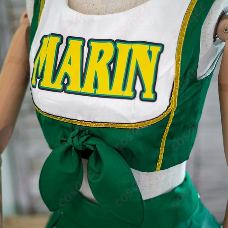 その着せ替え人形は恋をする 喜多川海夢のチアコスで元気可愛く写真映え - 2枚目の画像