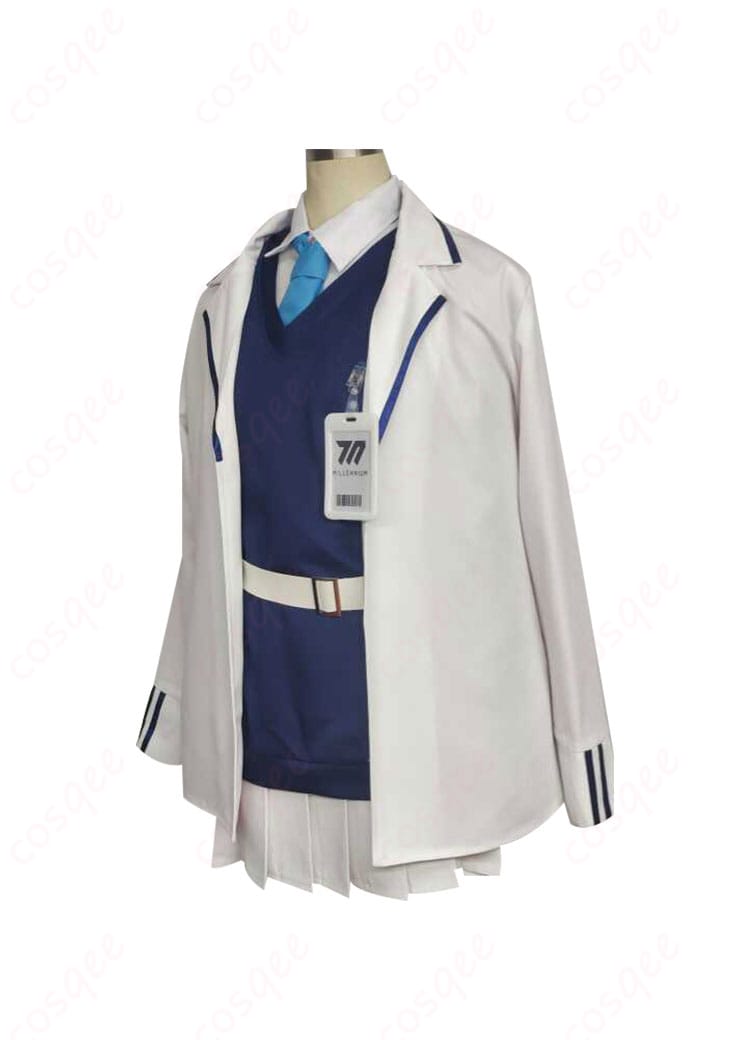 ブルーアーカイブ 白石ウタハ コスプレ衣装 側面図、スリムなシルエットとディテールが魅力。