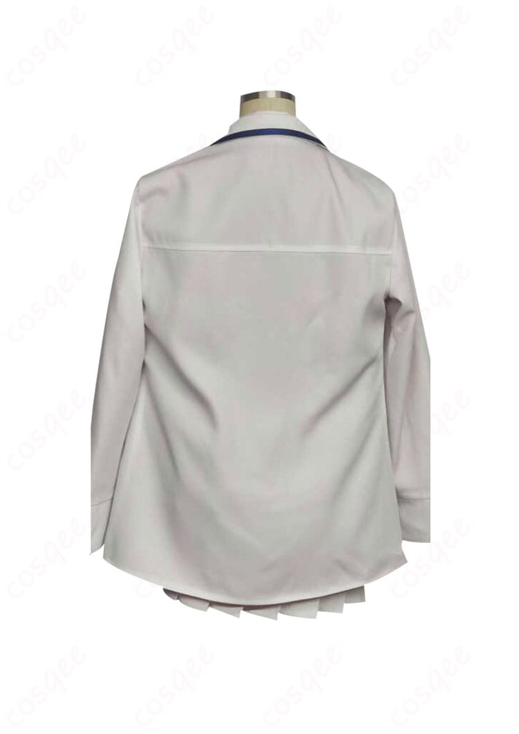 ブルーアーカイブ 白石ウタハ コスプレ衣装 背面図、背中のディテールまで忠実に再現。