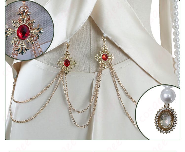 腰飾りの詳細 - コスプレ衣装の腰飾り部分のアップ、アクセントとしての美しいデザイン