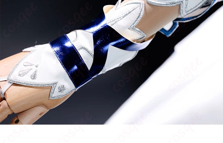 ソードアート・オンライン 結城明日奈 アスナ ウンディーネVer. コスプレ衣装 手臂装饰细节图。手のひら側の装飾が細部まで忠実に再現されています。