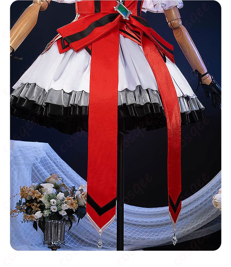 スカート部分の美しい装飾デザイン