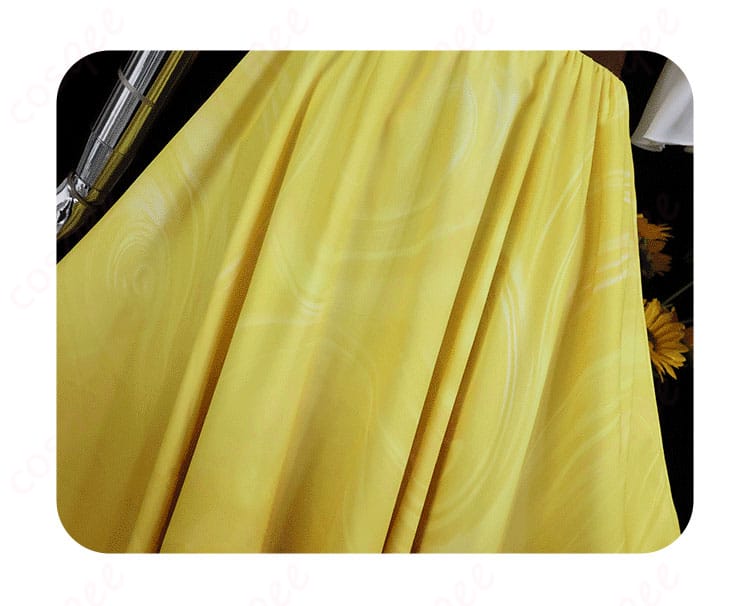 「レモネードで一休み♪」コスプレ衣装のスカート部分の装飾の詳細。花柄や刺繍など、細かなデザインが見える。