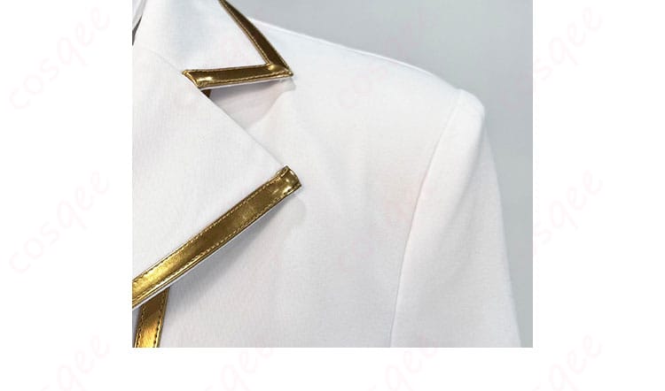 肩袖装飾の細部画像。肩袖部分のデザインと装飾に焦点を当てた画像。