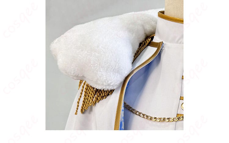 肩部分のディテールと装飾