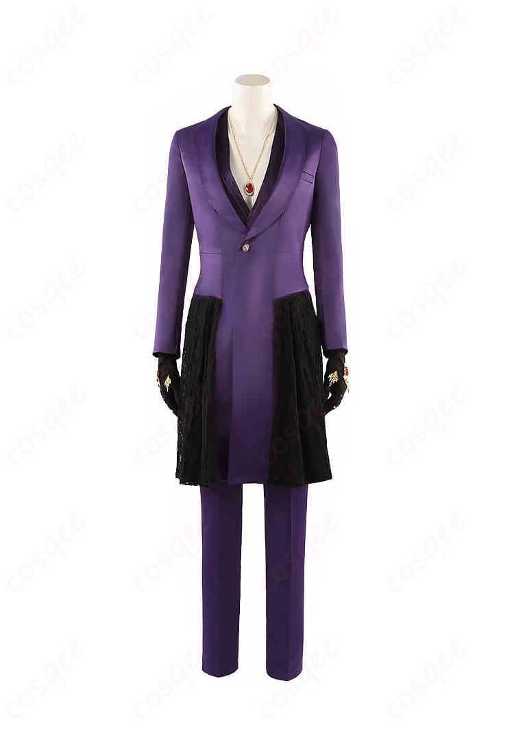 ヴィル・シェーンハイトのコスプレ衣装の内搭部分の正面細部、精緻な刺繍やデザインが際立つ