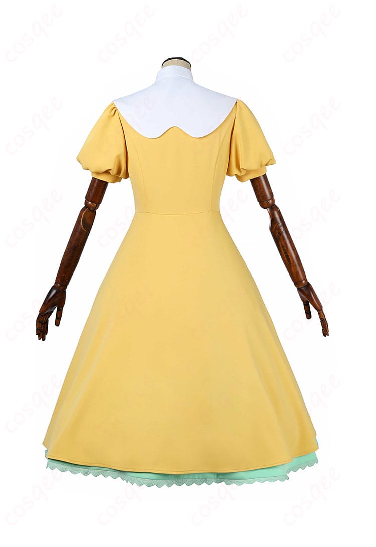 大道寺知世のコスプレ衣装、背面のデザイン。背中の装飾が美しく、全体的にバランスの取れた作り。