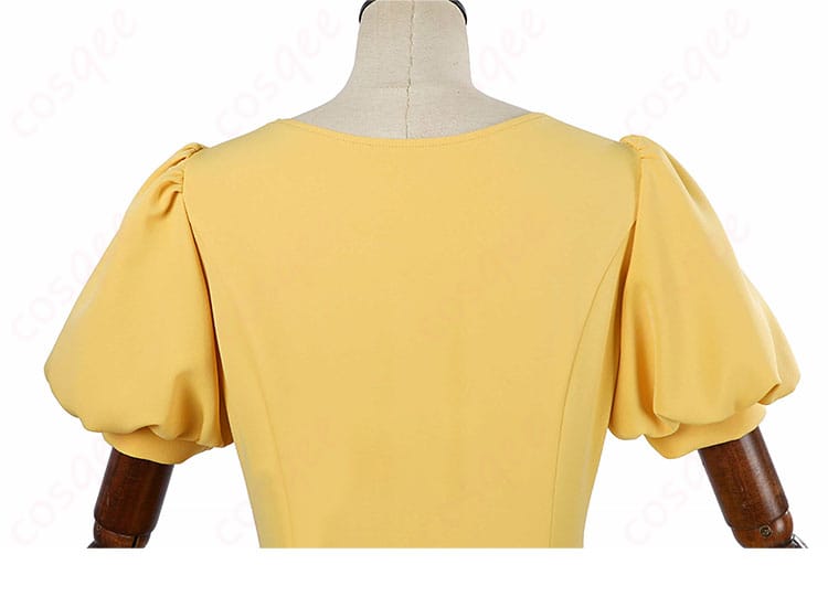 大道寺知世コスプレ衣装の背面装飾の詳細。高い再現度と美しい仕上がり。