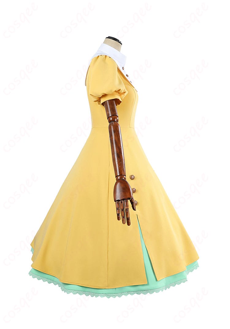 大道寺知世の私服コスプレ衣装、右側のディテール。上品な装飾と丁寧な仕立て。