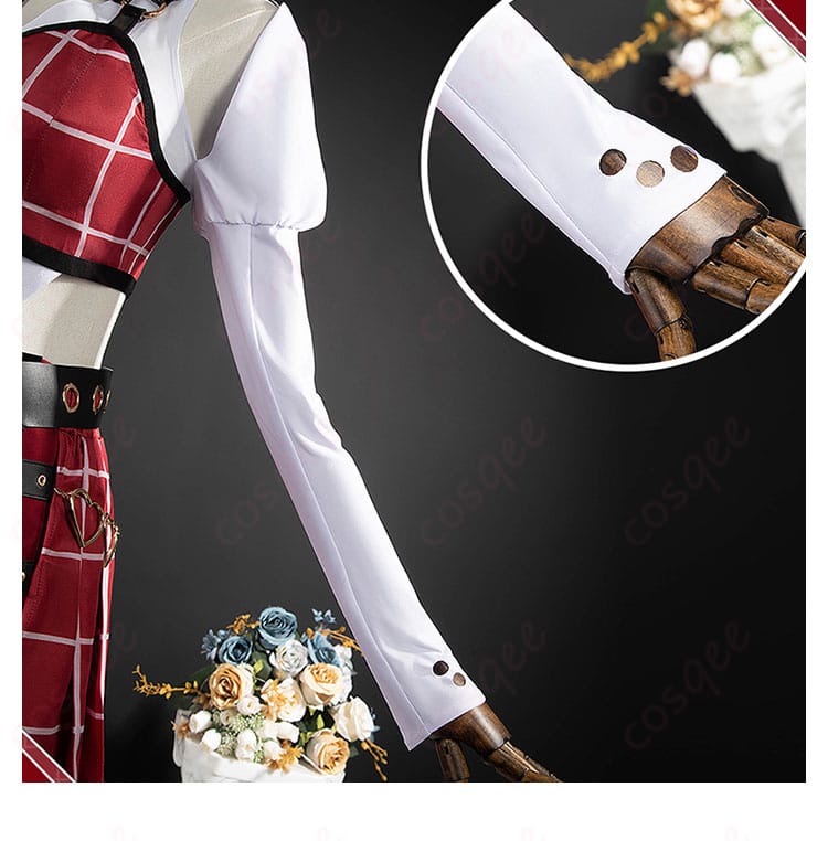 袖の装飾ディテール。サーニャ・葛葉のコスプレ衣装に施された細かいディテール。