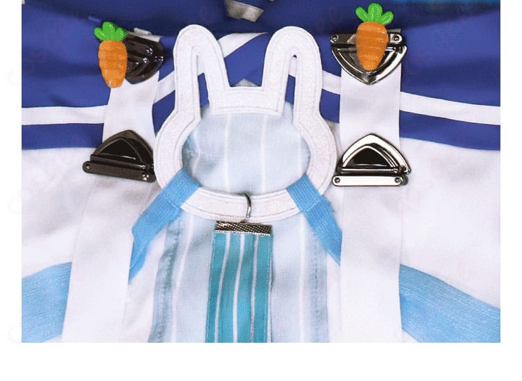 アズールレーン 駆逐艦 ラフィーII コスプレ衣装 前胸の装飾ディテール。キャラクターの魅力を引き出すデザイン。