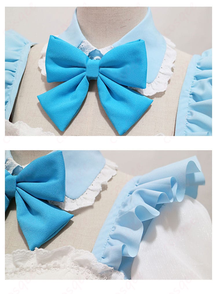 蝴蝶結びと肩袖の装飾が際立つコスプレ衣装の詳細。