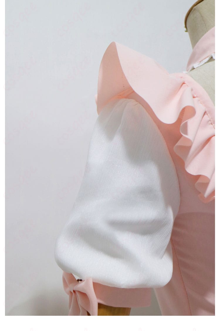 ラム コスプレ衣装の肩袖装飾細部。美しい装飾とフィット感をお楽しみください。