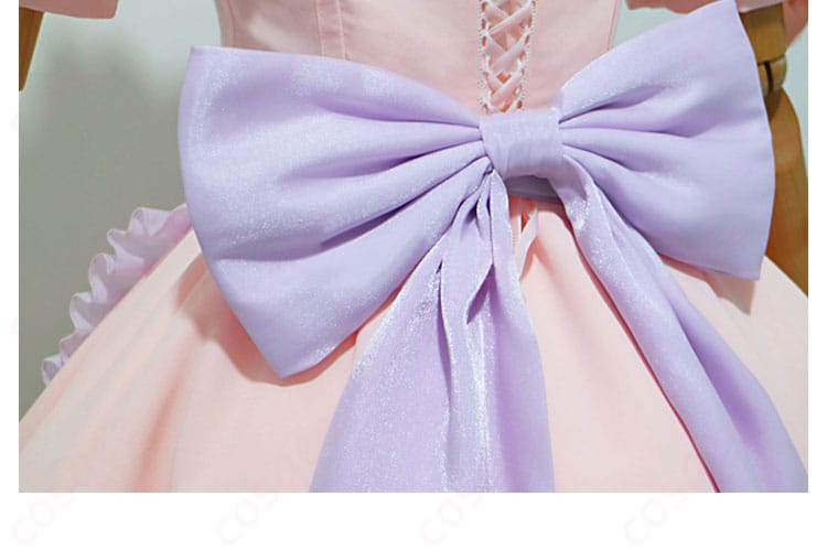 ラム コスプレ衣装の背面装飾細部。背中の蝶結びやデザインをアップでチェック!
