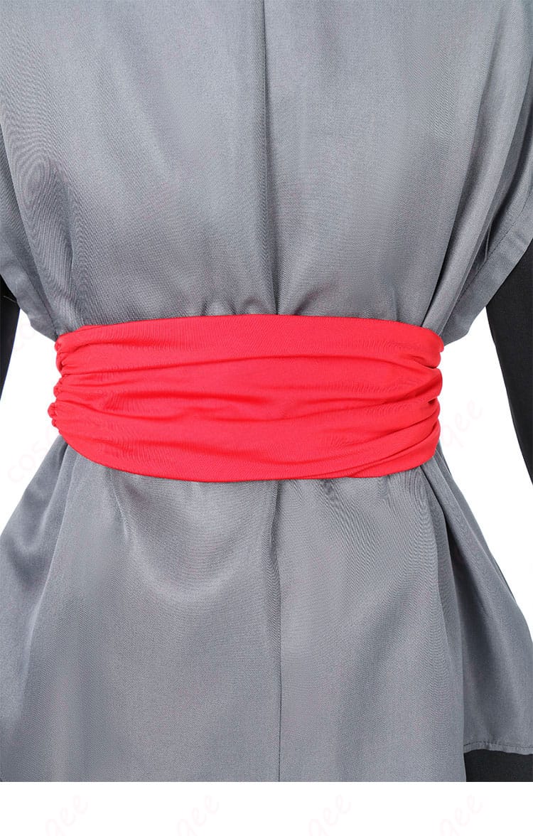 腰封の装飾詳細。コスプレ衣装の一部として完璧に仕上げられたデザイン。