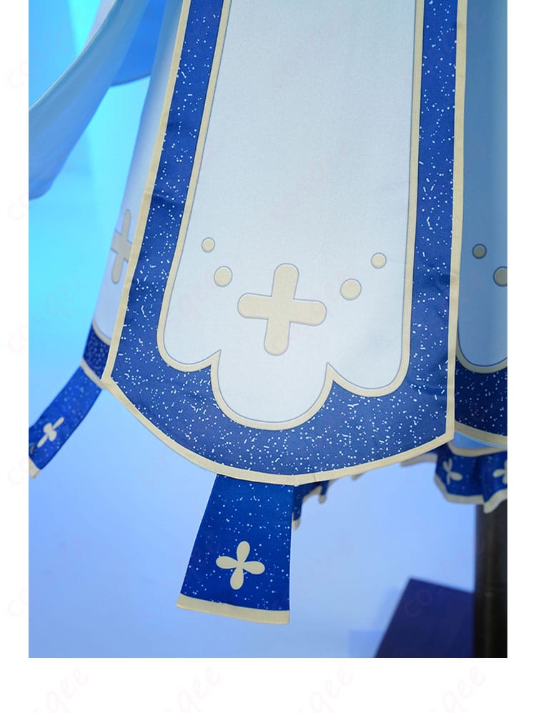 スカートの裾装飾の詳細 – 服のスカート部分の美しい裾のデザイン。動きやすさと美しさを兼ね備えています。