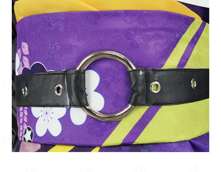 ラプラス・ダークネス コスプレ衣装の腰部装飾の詳細。美しく細部まで再現されたデザイン。コスプレに最適。