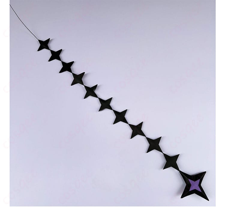 服装アクセサリー画像 - 衣装に含まれるアクセサリー、特にラプラス・ダークネスの特徴的なデザインが強調されている。