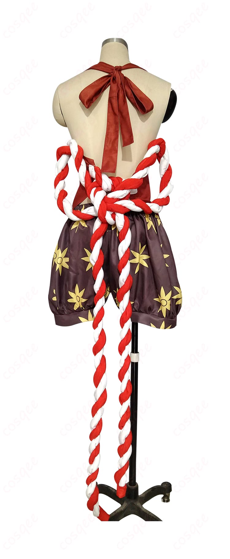 戦桃丸 コスプレ衣装 背面画像。背中のディテールや全体の仕上がりをチェック!